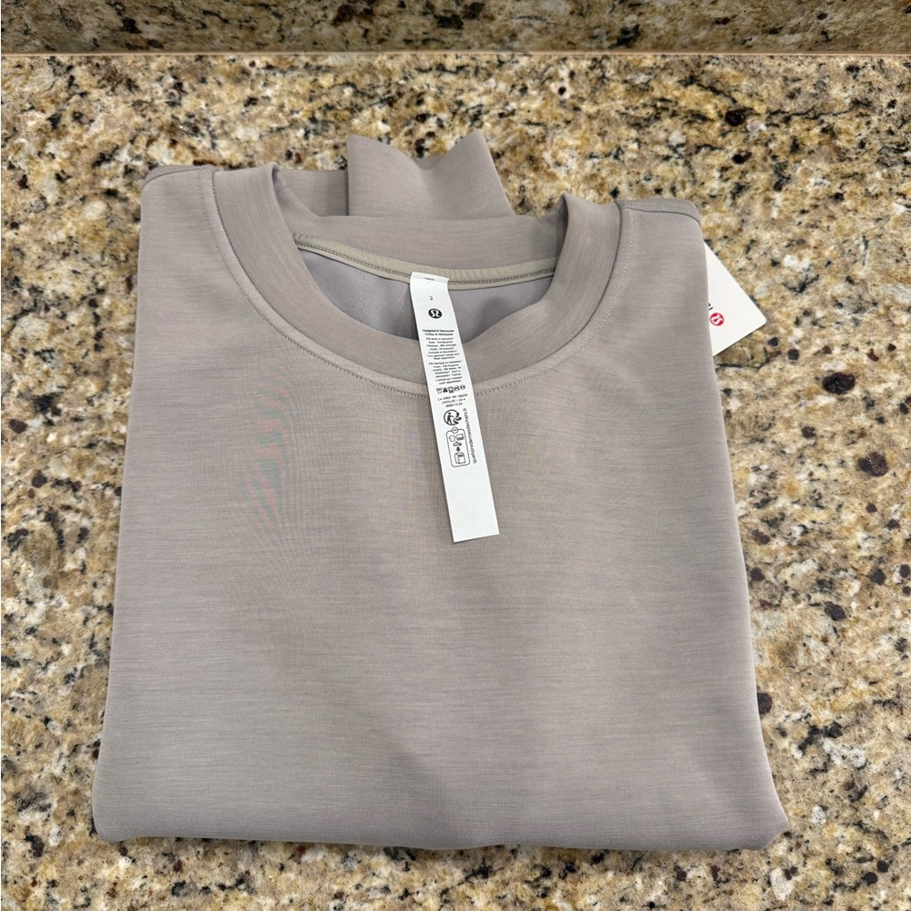 Lululemon perfectly oversized crop Crew - Picture 3 of 3
